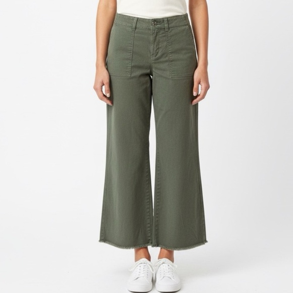 New Direction Wide Leg Crop Chino Pants 4P